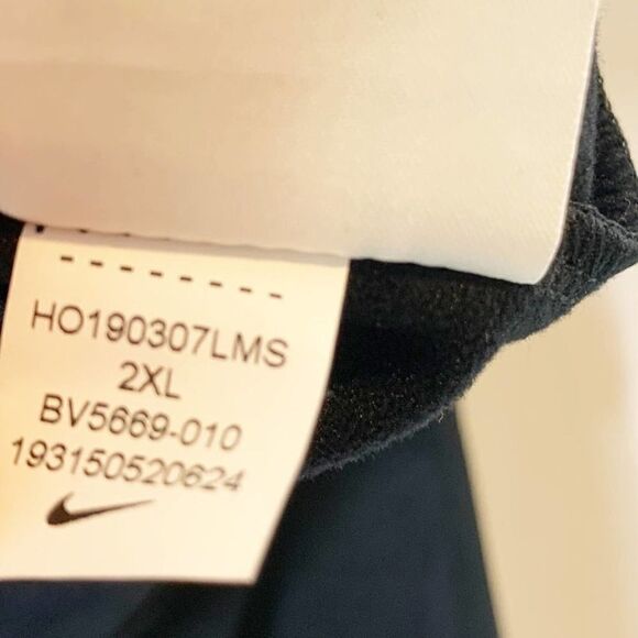 Nike Pro Hyperwarm Womens Black Activewear Tight Fit Half Zip Cropped Top Sz XXL - Picture 5 of 8